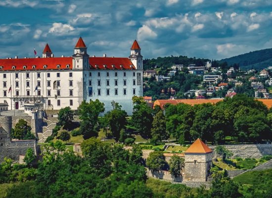 bratislava-1905408_1920