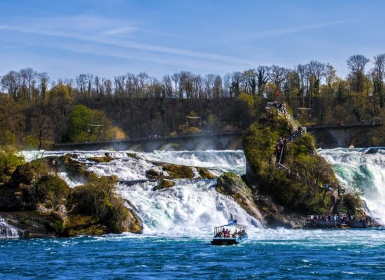rhine-falls-1622140_1920